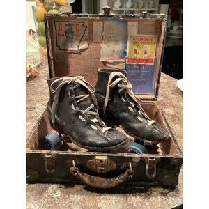 Vintage BETTY LYTLE Styled by HYDE Black Roller Skates Men's 7.5 W/Case